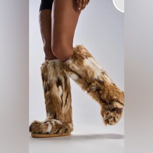 New AKIRA Faux Fur Ankle Boots in Brown and Cream